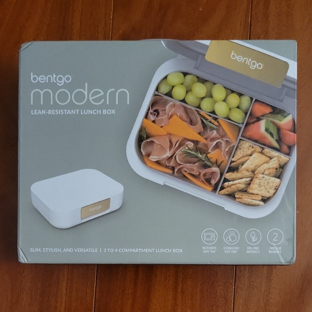 Bentgo Modern Leak-Resistant Lunch Box - White